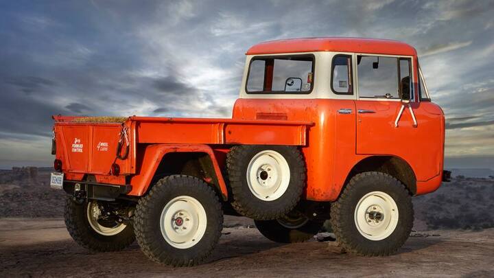 jeep-fc-150_2.jpg
