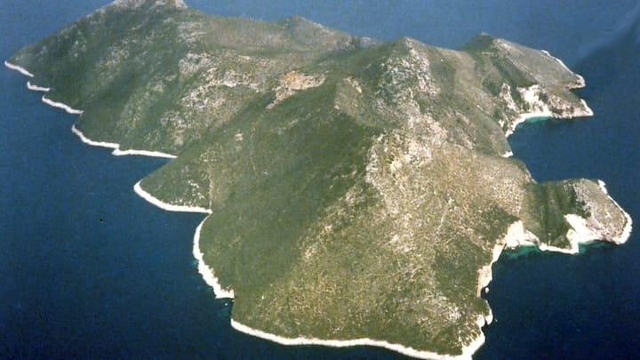 vladi-private-islands_greek-island-in-ionian-sea.jpg