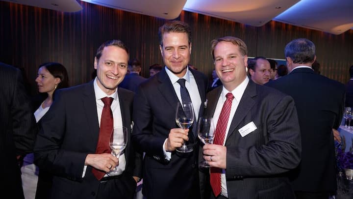 kpmg_30.jpg
