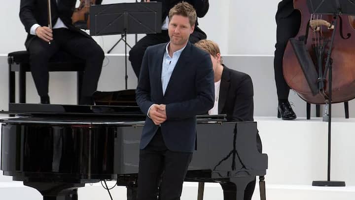 christopher-bailey_2.jpg