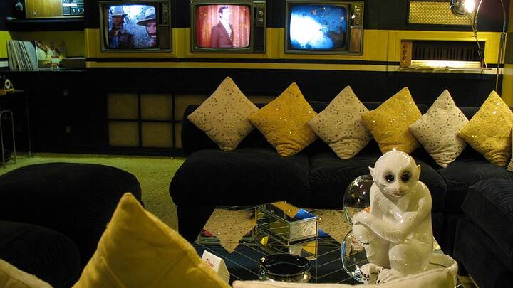 elvis-graceland-lounge.jpg