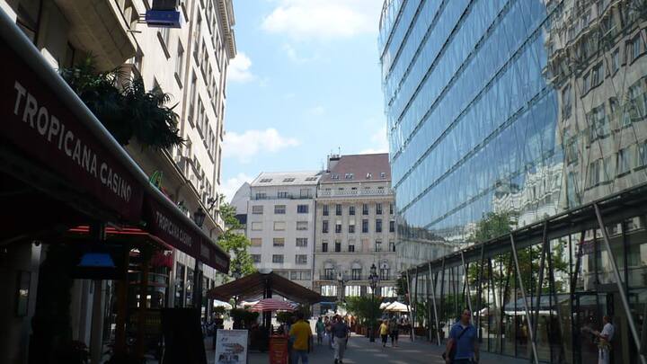 budapest-buromieten.jpg