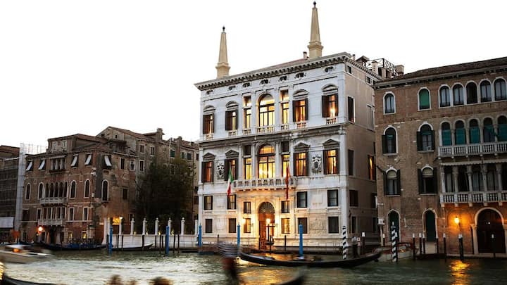 aman-venice.jpg