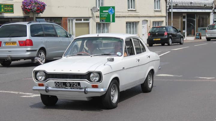 ford-escort.jpg