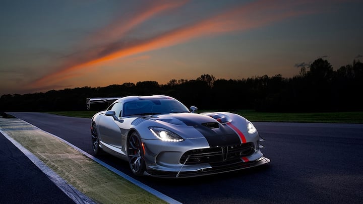 dodge-viper.jpg