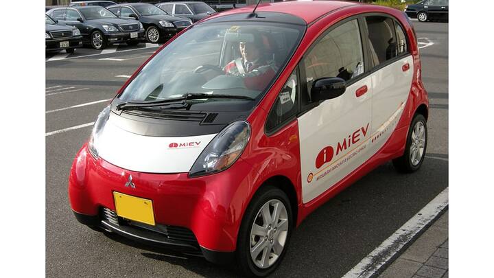 5_mitsubishi_imiev_wikimedia_atsukari715.jpg