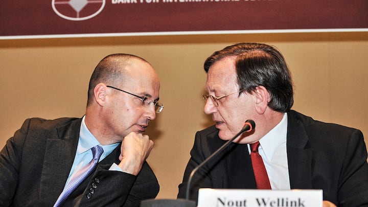 Als Generalsekretär des Basler Ausschusses prägte Walter nach der Finanzkrise 2008 unter dem niederländischen Notenbanker Nout Wellink das neue Regelwerk.