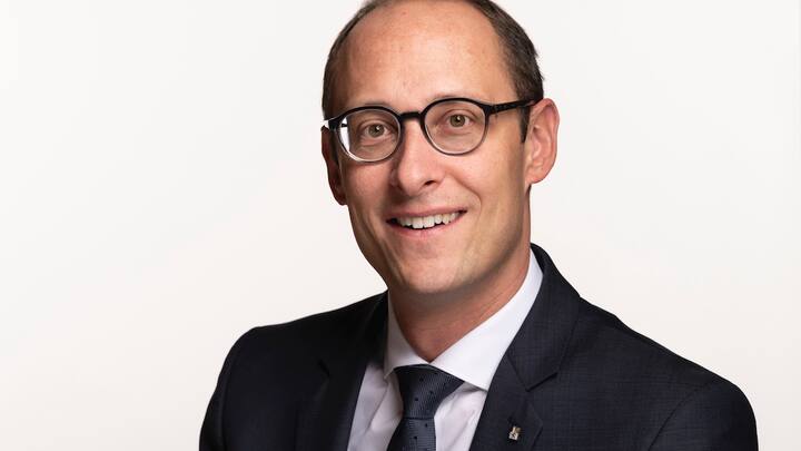 Martin Candinas, Nationalrat CVP-GR, portraitiert am 4. Dezember 2019 in Bern. (KEYSTONE/Alessandro della Valle)