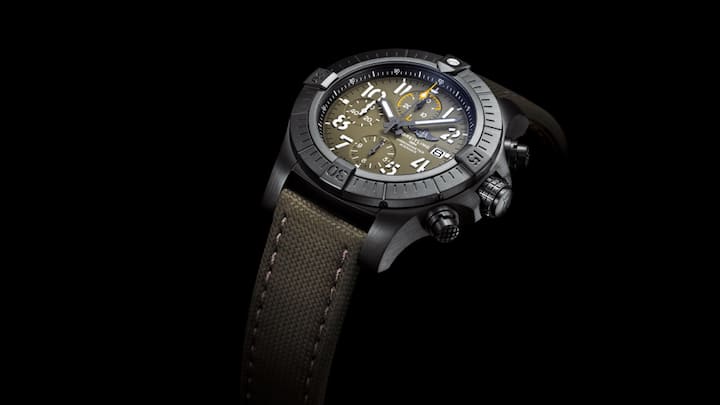 Die Avenger-Kollektion: 2001 erstmals auf dem Markt, wird die Avenger nun in 14 Referenzen und drei Grössen neu aufgelegt. Im Bild der Avenger Chronograph 45 Night Mission.