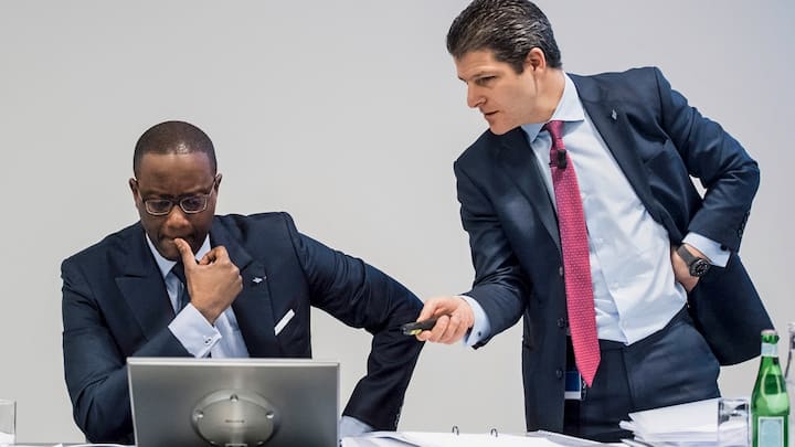 Freunde aus alten CS-TagenSeine Firma Freedom Acquisition gründete er an der Wall Street mit Ex-CS-Kommunikationschef Adam Gishen als CEO und Ex-CS-Verwaltungsrätin Noreen Doyle als Board-Member.