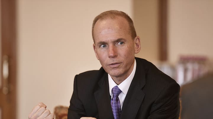 Dennis Muilenburg