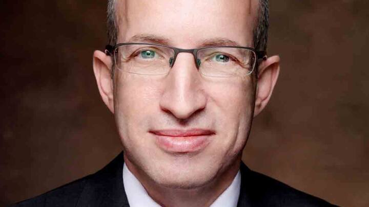 Yoram Lustig: Head of Multi-Asset Solutions EMEA bei T. Rowe Price.