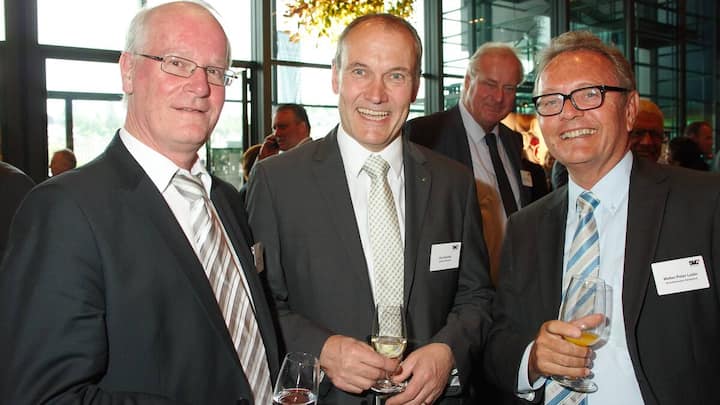 svc2014_1027.jpg