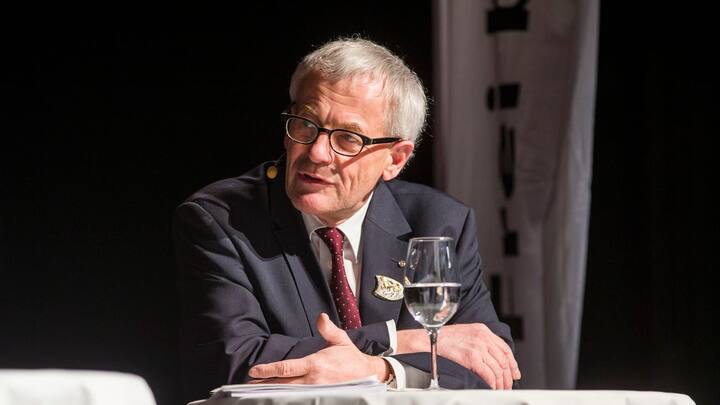 GRENCHEN/SO - 28.2.2017: PODIUMSDISKUSSION ZUR UMSETZUNG DER MASSENEINWANDERUNGSINITIATIVE. IM BILD: NATIONALRAT KURT FLURI / FDP (KEYSTONE/Stefan Bohrer)