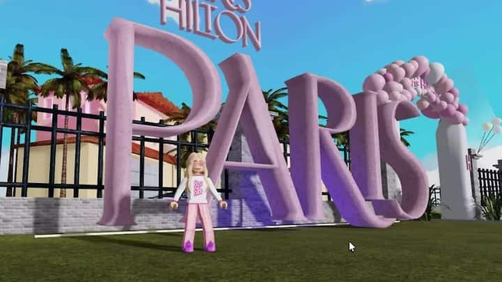 PARIS BEI TAG UND NACHT Paris Hilton hat auf Roblox die Paris World eröffnet, inklusive Nachbau ihres Anwesens in Beverly Hills. Bisweilen tritt sie auch als DJ auf.