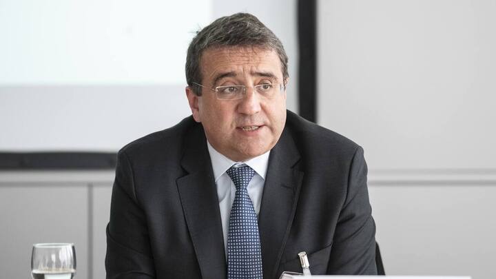 Pascal Broulis, conseiller d'Etat, chef du Departement des finances et des relations exterieures du canton de Vaud, parle lors d'une conference de presse sur le lancement de la campagne des cantons romands en soutien a la RFFA, reforme fiscale et financement de l'AVS, ce lundi 11 mars 2019 dans les locaux de l'entreprise Turck Duotec, a Delemont. (KEYSTONE/Adrien Perritaz)