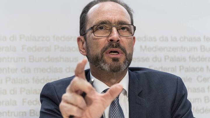 Pascal Strupler, Direktor des Bundesamts fuer Gesundheit BAG informiert ueber die aktuelle Lage in Sachen Coronavirus und die Lancierung einer Bevoelkerungskampagne, am Donnerstag, 27. Februar 2020 in Bern. (KEYSTONE/Alessandro della Valle)