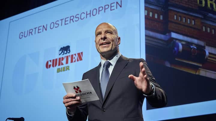 Thomas Amstutz CEO Feldschloessschen begruesst die Bernerinnen und Berner zum Osterschoppen im Kursaal Bern am 8. April 2019 (PHOTOPRESS/Andreas von Gunten)