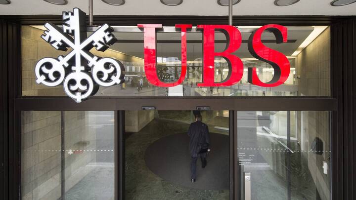 Das UBS Logo fotografiert am Tag der Bilanzmedienkonferenz der Bank UBS am Dienstag, 2. Februar 2016 in Zuerich. Der Reingewinn der UBS Group AG fuer 2015 erhoehte sich gegenueber dem Vorjahr um 79 Prozent auf CHF 6,2 Milliarden. (KEYSTONE/Ennio Leanza)..The logo of Swiss bank UBS in Zurich, Switzerland, Tuesday, 02 February 2016. Swiss Bank UBS UBS Group net profit for 2015 increased 79 percent year on year to CHF 6.2 billion. (KEYSTONE/Ennio Leanza)