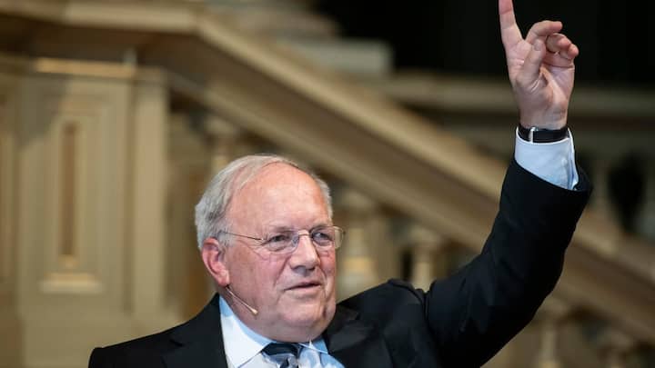 Bundesrat Johann Schneider-Ammann spricht beim Vierertreffen der deutschsprachigen Wirtschaftsminister, am Dienstag, 23. Oktober 2018, in Zuerich. Im Zentrum der Diskussionen an der ETH Zuerich steht die Digitalisierung. (KEYSTONE/Patrick Huerlimann)