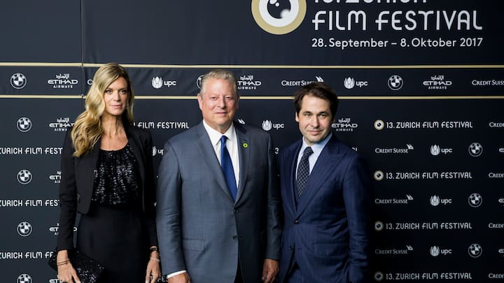 Nadja Schildknecht und Karl Spoerri zusammen mit Al Gore