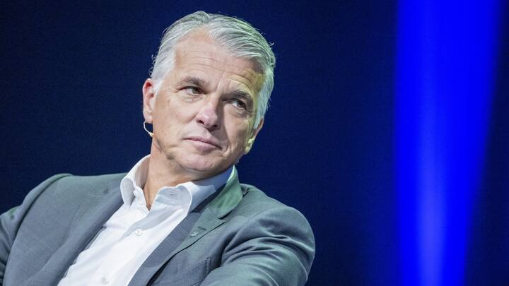Gegen UBS-CEO Sergio Ermotti signalisiert Walter Stärke.