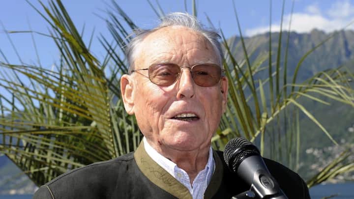 Das Hotel Eden Roc von Ascona wurde vom Gastronomiefuehrer GaultMillau zum Hotel des Jahres 2010 gewaehlt. Eine spezielle Hommage ging dabei an den Besitzer Karl-Heinz Kipp, dem mehrere Hotels in der Schweiz gehoeren. (KEYSTONE/Karl Mathis)