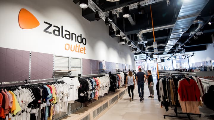 Outlet-Filiale des Online-Versandhändlers Zalando. In der Hamburger Innenstadt hat der Modehändler ein weiteres Outlet eröffnet. 