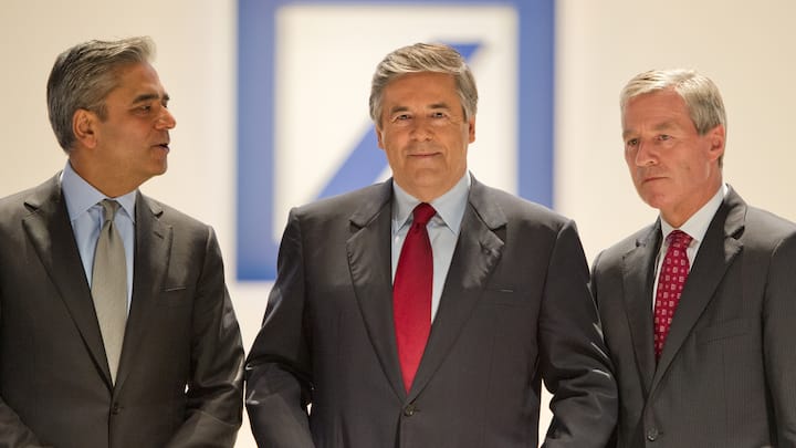 Josef Ackermann mit Anshu Jain (l.) und Jürgen Fitschen (r.)