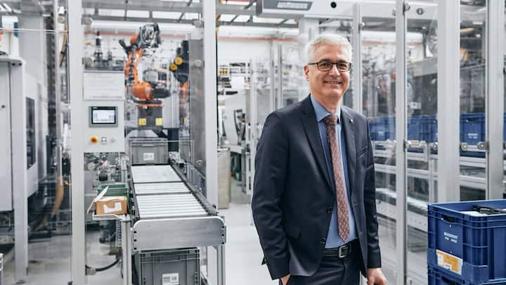 MARTIN ZIEGLER, Leitung Konzernbereich Operations