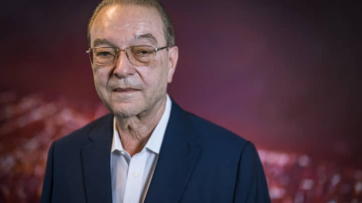 Bild: Philippe Rossier, 5.3.2025, Zuerich, Oswald GrÃ¼bel, 81, ex-CEO CS und UBS. Mit Christian Kolbe