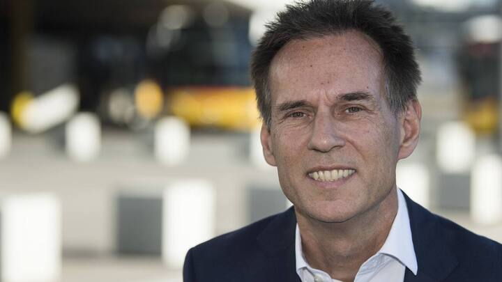 Christian Pluess, neuer Leiter PostAuto stellt sich den Medien vor, am Donnerstag, 1. November 2018, in Bern. (KEYSTONE/Peter Schneider)