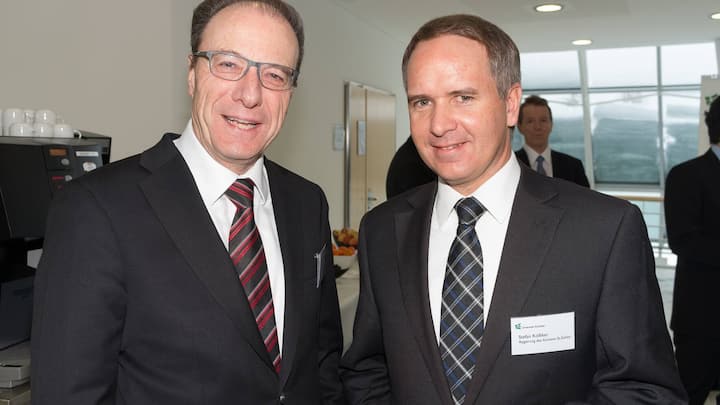 finance-1003.jpg