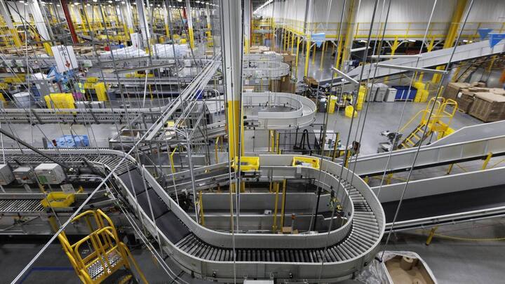 Deutschland ist Amazon ein Riese, in der Schweiz unter Druck.