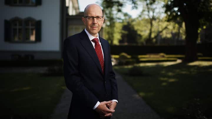 <p>Thomas Heller ist CIO der Frankfurter Bankgesellschaft Gruppe, der Privatbank der deutschen Sparkassen.</p>