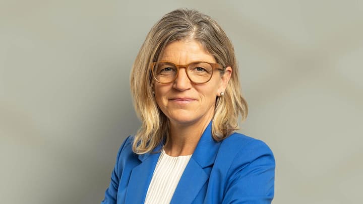 <p>Yvonne Wicki ist Präsidentin der Patria-Genossenschaft und sitzt im Verwaltungsrat der Helvetia Baloise.</p>