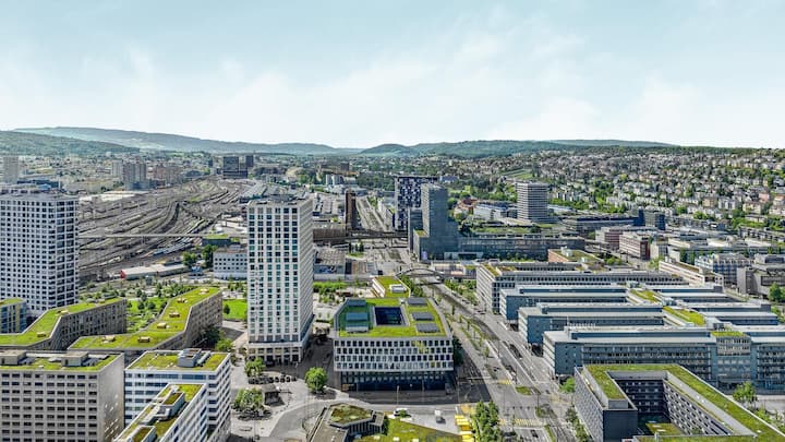 Equans_zurich_city_industrial_district_aerial_view_limmat_valley_spring_web.jpg