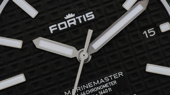 2_Fortis_Marinemaster_Gravity_Black_2026.jpg
