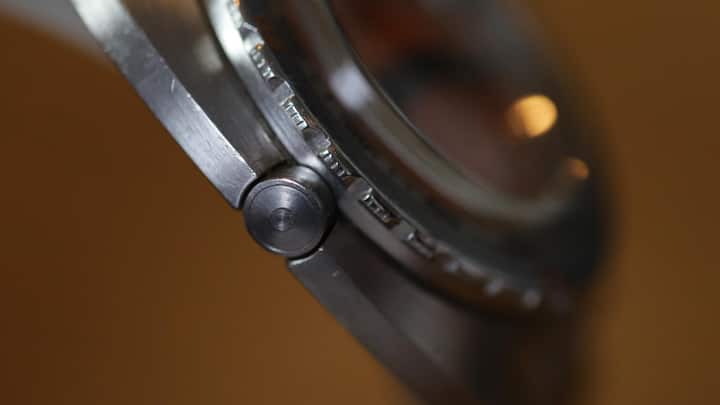 <p>Der Prototyp einer Doxa Sub 300 Professional aus den 1960er-Jahren dürfte eine der ersten Uhren gewesen sein, die mit einem Heliumventil ausgestattet und getestet worden sind.</p>