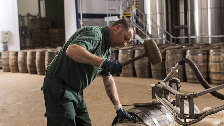 In der Destillerie Glen Grant wird auf die Reifung in ehemaligen Bourbon- und Sherry-Fässern gesetzt.