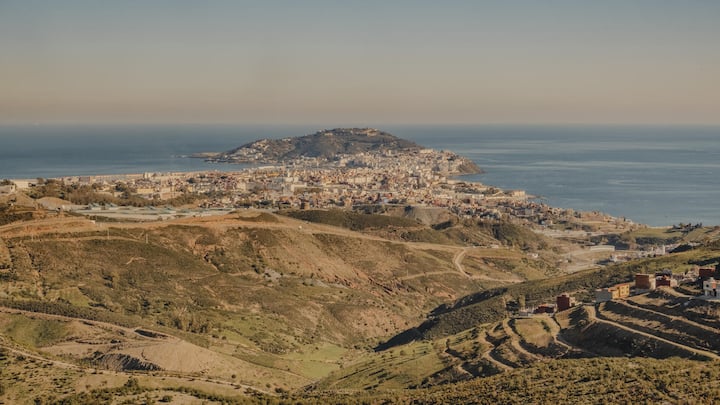 Ein Geheimtipp, der im Mittelmeer angesteuert wird, ist Ceuta, eine Exklave von Spanien an der nordafrikanischen Küste.