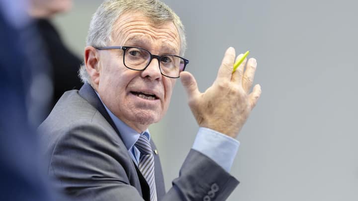 Der Zürcher Regierungsrat unter Vorsitz von Ernst Stocker stellt sich gegen die Finma-Vorschläge.