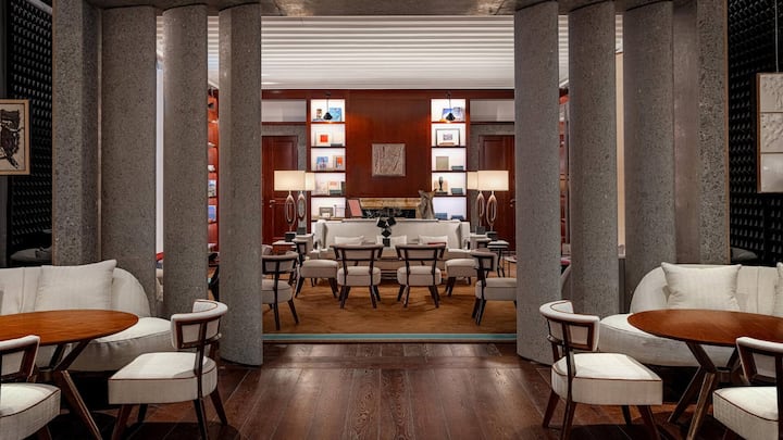 Portrait Milano
Für das Interieur liess sich Architekt Michele Bönan vom Mailänder Design-Erbe der 1950er- und 1960er-Jahre inspirieren.