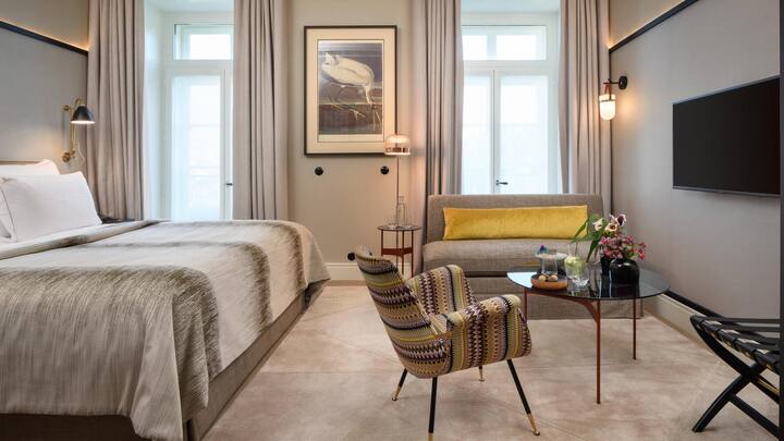 Bairro Alto Hotel
Das Hotel an der Praça Luís de Camões in Lissabon vereint mühelosen Luxus mit Bohème-Flair.