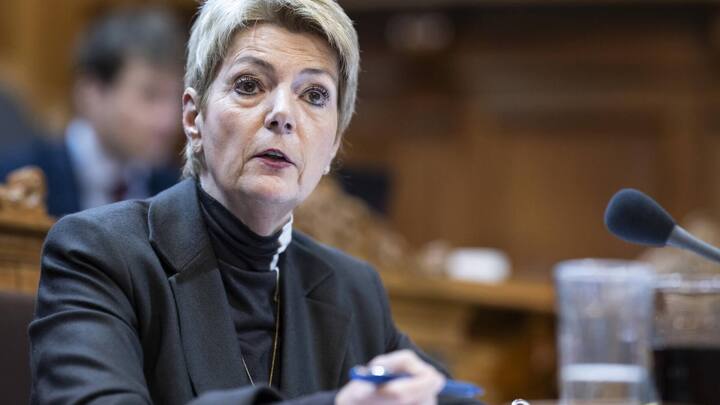 Karin Keller-Sutter bekommt die geballte Gegenwehr des Parlaments gegen die überzogene Regulierung zu spüren.