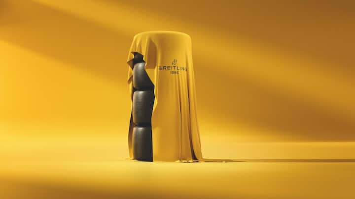 Navitimer B01 Chronograph Aston Martin Aramco Formula OneTM Team