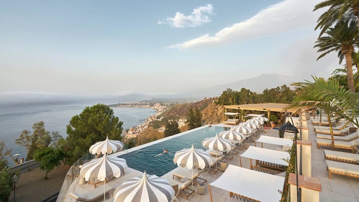 Platz 10 (Vorjahr: 18): San Domenico Palace, a Four Seasons Hotel, Taormina/Sizilien
