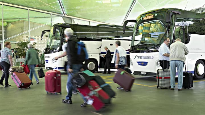 <p>Um mit Twerenbold zu verreisen, kann man oft aufs Flugzeug verzichten. Das ­ermöglicht klimaschonende Ferien.</p>