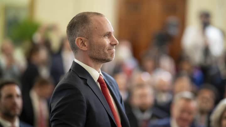 <p>Hat gut lachen: Tether-CEO Paolo Ardoino bei der Zeremonie im Weissen Haus zur Unterzeichung des Genius Act.</p>
