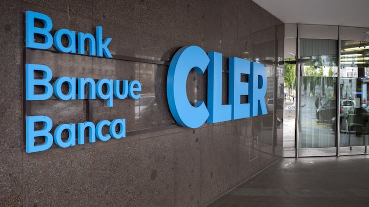 <p>Nur 150 Meter vom BKB-Hauptsitz entfernt, aber in einem eigenen Gebäude: Der Hauptsitz der Bank Cler am Basler Aeschenplatz. Seit 2018 gehört die einstige Bank Coop zu 100 Prozent der Basler Kantonalbank. </p>